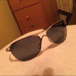 Oakley sunglasses *Perfect Condition