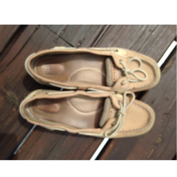 Sperry topsiders