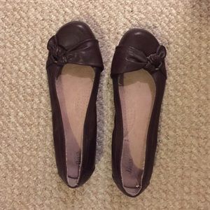 Bass brown flats for @lgdetails