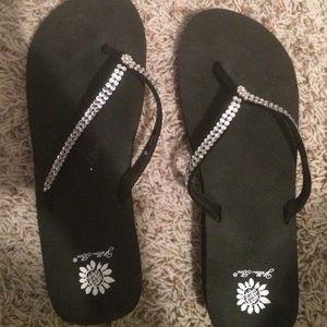 Raised swarovski crystal sandals