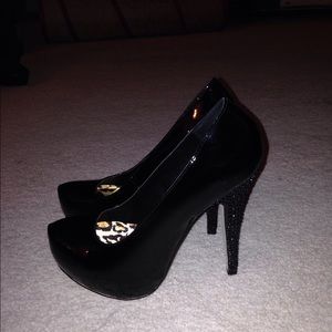 Black Rhinestone heel pumps
