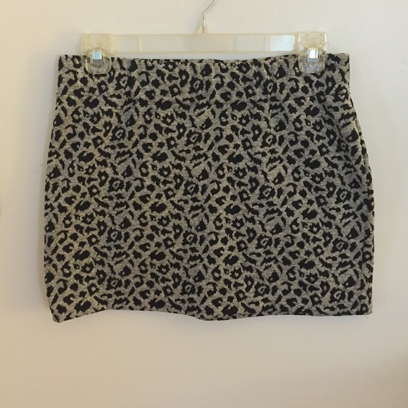 Cheetah printed mini skirt
