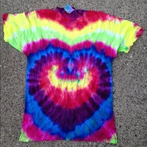 Tiedye tee