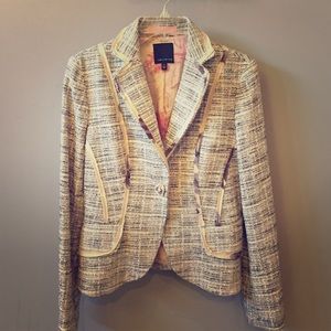 🎉Host Pick 07/08🎉✨THE LIMITED✨ tweed blazer.