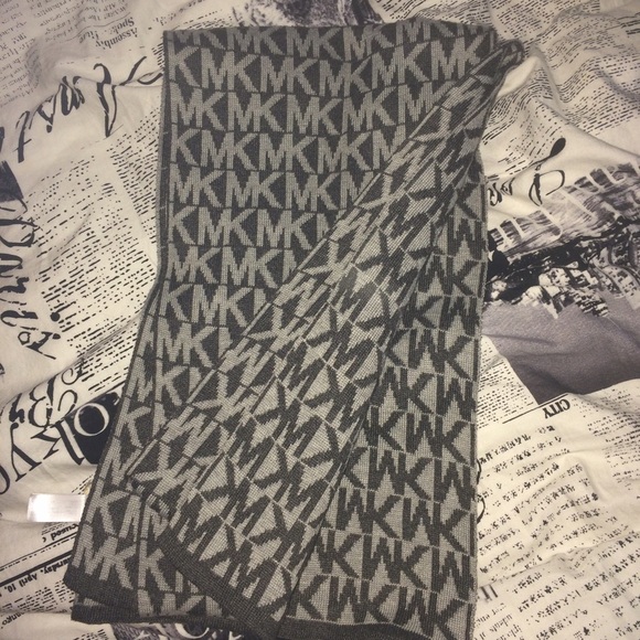 Grey Michael Kors Scarf