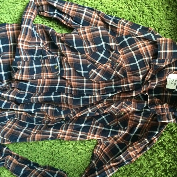 I love h81 plaid shirt