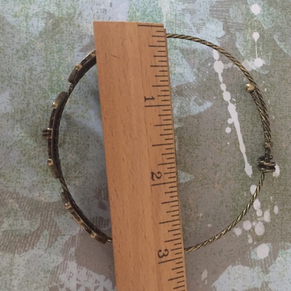 Set of 2 Bangle Bracelets - Picture 4 of 4