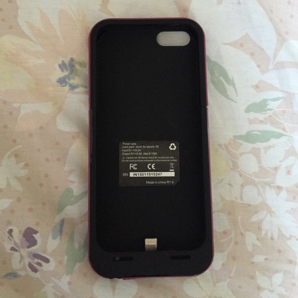 Iphone 5 charging case