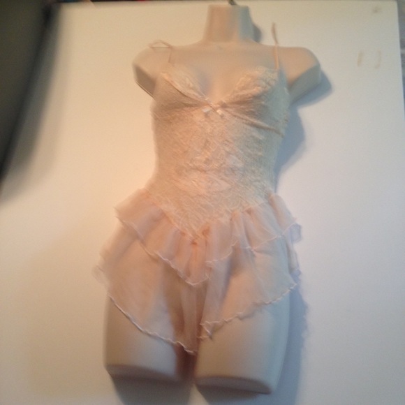 Tops - Lace baby doll top🎊🎊🎊