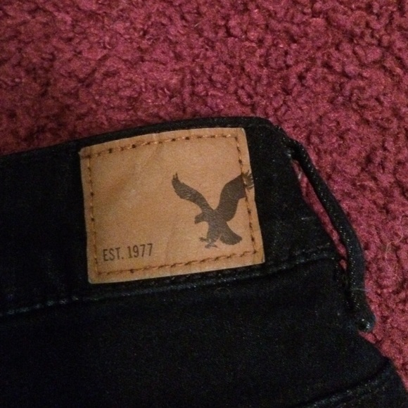 Shorts - Picture 3 of 4