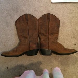 Brown Cowgirl Boots!