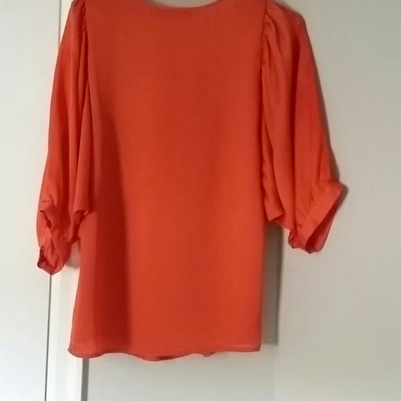 Top - Picture 3 of 3