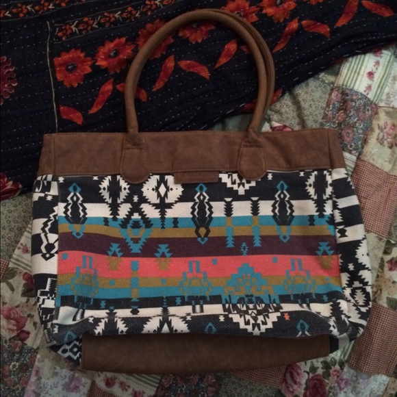Billabong Tribal Print Handbag
