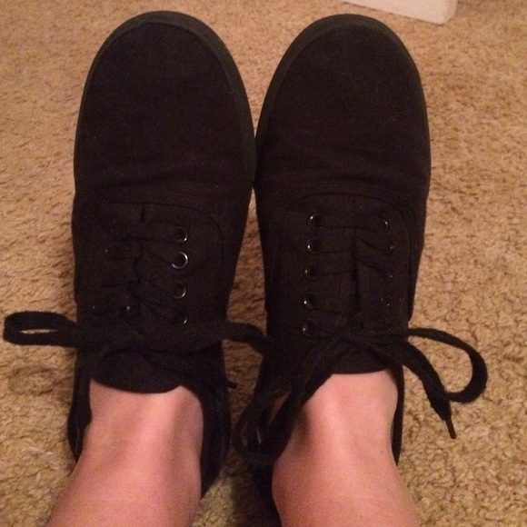 Little Black Shoes - Picture 3 of 3