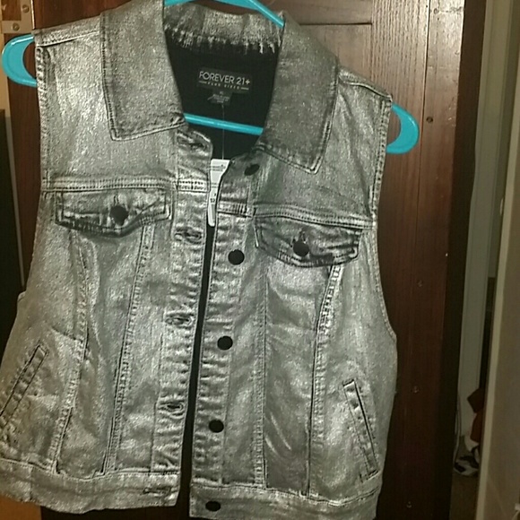 Forever 21+ Grey/Silver Denim Washed Vest