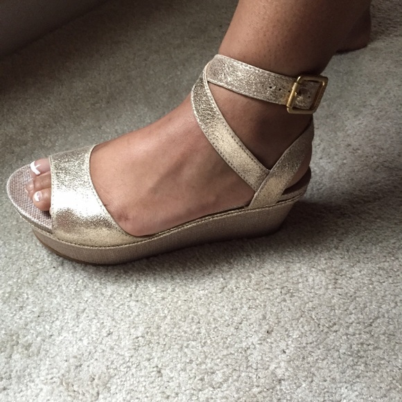 Juicy Couture Shoes - New Juicy Couture Gold Sandals