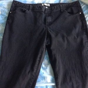 Black skinny classic fit jeans