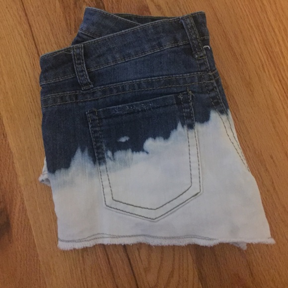 Denim Dipped Jean Shorts