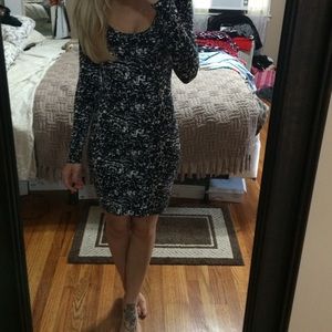 Long sleeve black and white cotton dress