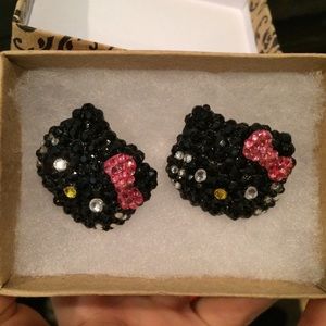 Black hello kitty rhinestone earrings
