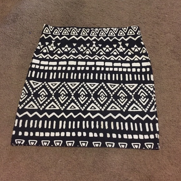 Tribal print mini skirt