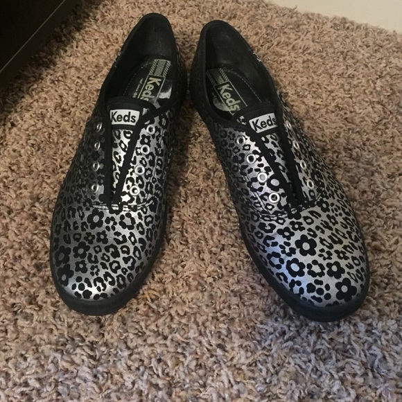 Black & Sliver Keds