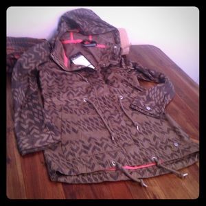 Lorna Jane Monta Light weight Parka