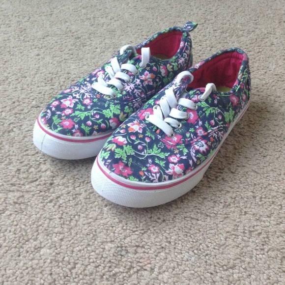 Canvas Floral Print Shoes