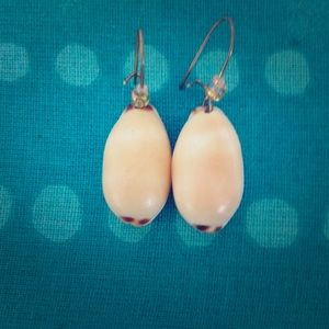 Cowery shell earrings
