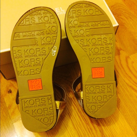 Michael Kors Gold and Brown Sandals - Picture 4 of 4