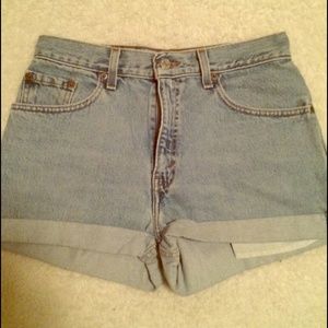 Levi shorts