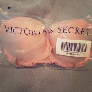 Victoria's Secret nude bra