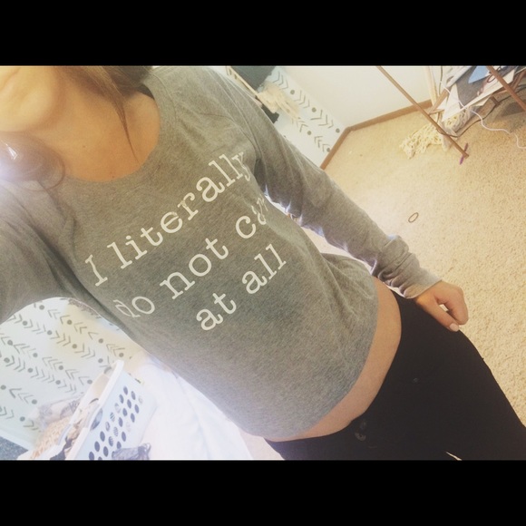 gray sweater - Picture 2 of 4