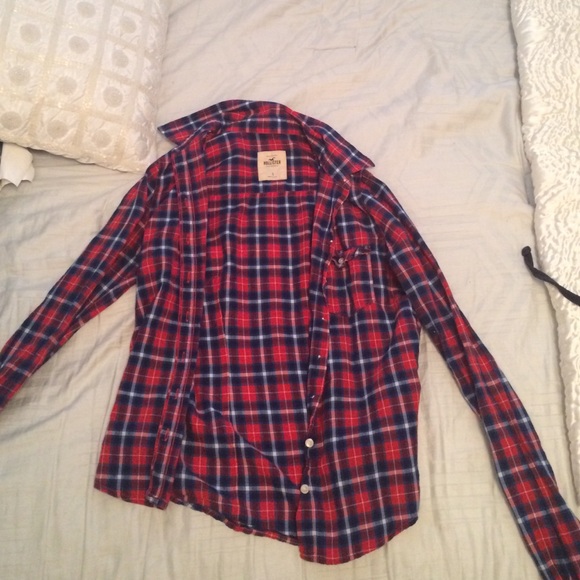 Plaid Hollister button down shirt