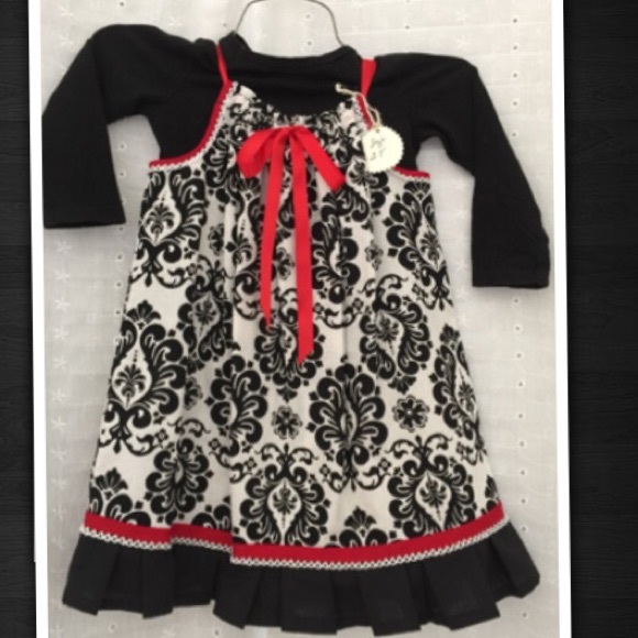 💐💐Pretty Black & White dress💐💐