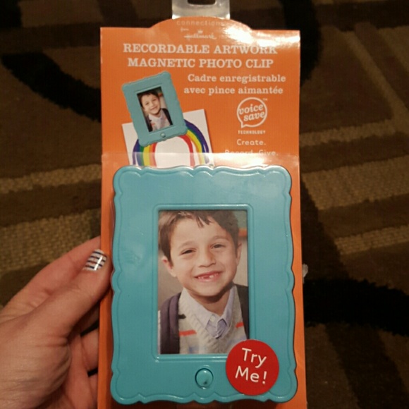 Hallmark photo clip with recorder