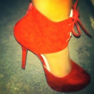 *SEXY RED LACE UP STILETTO HEELS*