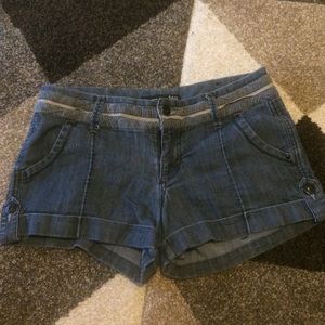Super cute shorts! Like new!