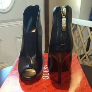 Guess Heels. Like new!