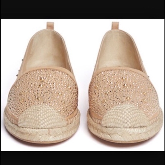Stuart Weitzman Shoes - 🎉NWT! Stuart Weitzman" Rock on Studded Loafers!