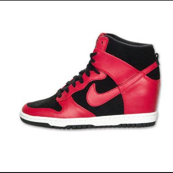 Nike Shoes - Nike dunk w hidden wedge