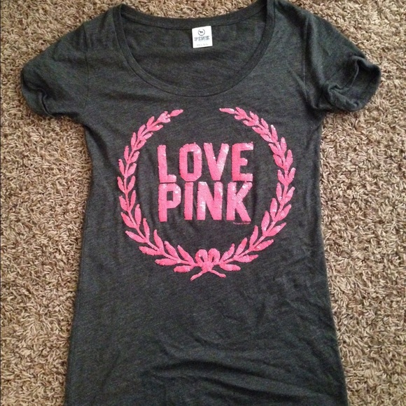 Vs pink tee