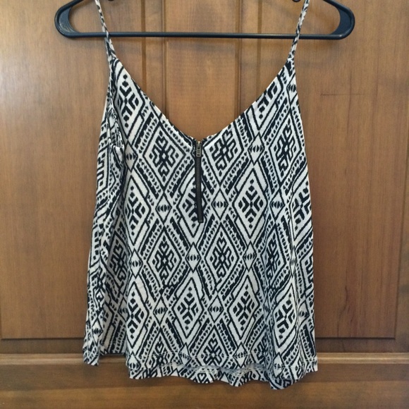 Forever 21 tank