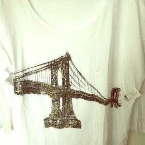 SOLD-Bundle: New NY and Co scoop neck 3/4 sleeve