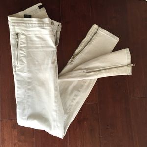 J Brand white jeans with zippers on top and ankle