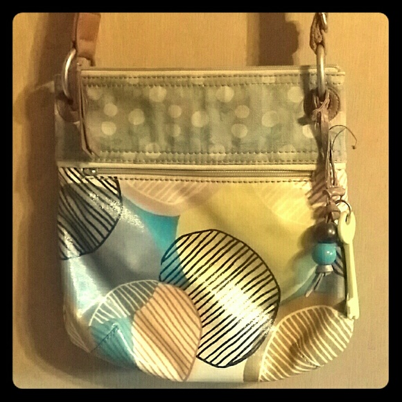Fossil Purse - Picture 1 of 3