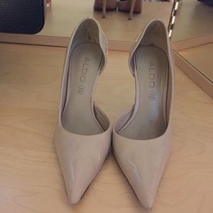 Aldo Patent Nude Pump