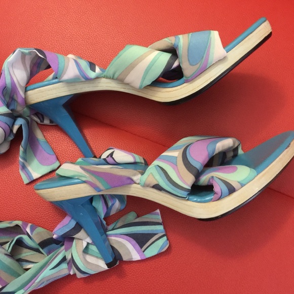 Michael Antonio stiletto heels - Picture 2 of 4