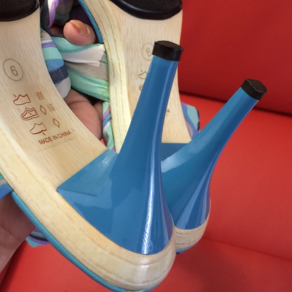 Michael Antonio stiletto heels - Picture 4 of 4