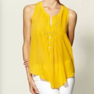 Yellow, flowy top